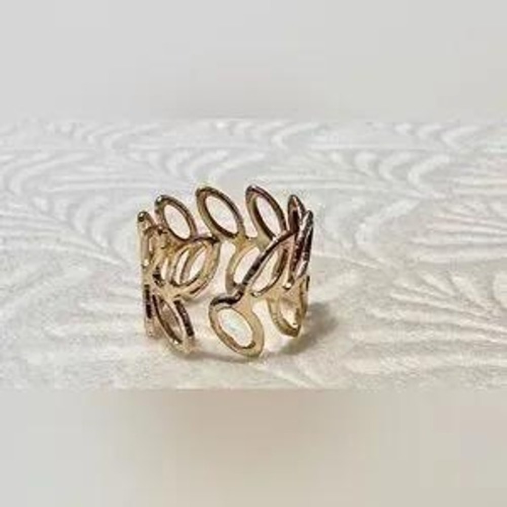 5pc Gold Tone Statement Ring Set Adjustable Stack… - image 4